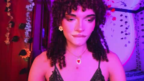 Lucy or Lucian 3 Come to my social Links3   online show from 04-13-26, 07:03