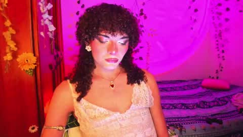 Lucy or Lucian 3 Come to my social Links3   online show from 04-15-26, 02:07