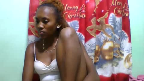 Snapshot of lucie196645 chatting on 06-03-26, 07:19 lucie196645 online show from 06-03-26, 07:19