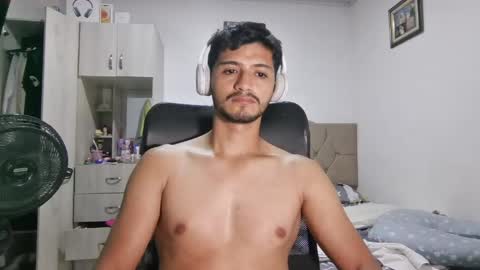 Snapshot of lucifferr_ chatting on 05-19-26, 06:47 leonel online show from 05-19-26, 06:47