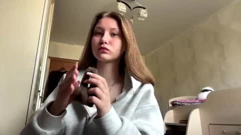 Maya online show from 04-14-26, 06:08