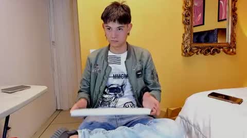 luckk_ online show from 07-12-26, 10:56