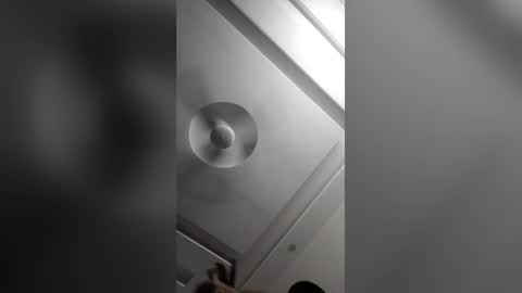luckyfalcon2022 online show from 07-20-26, 06:38