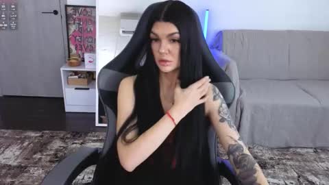 Monika online show from 03-11-26, 09:37