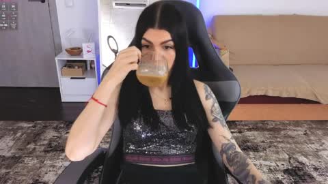 Monika online show from 04-01-26, 07:53