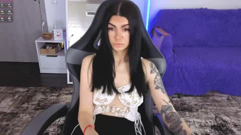 Monika online show from 04-28-26, 08:30