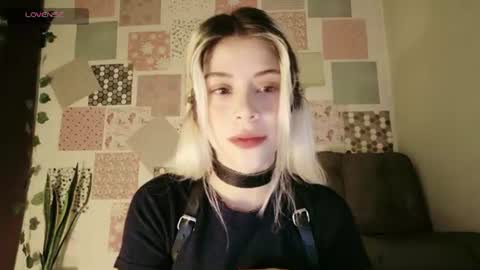 Snapshot of luckysapphire777 chatting on 06-15-26, 01:24 luckysapphire777 online show from 06-15-26, 01:24
