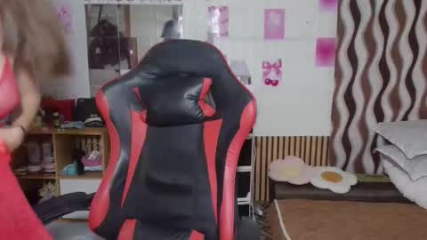 Snapshot of lucsin chatting on 04-04-26, 08:45 lucsin online show from 04-04-26, 08:45