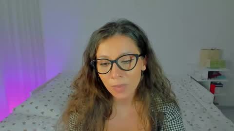lucy__ray online show from 04-22-26, 09:27