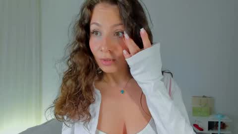 lucy__ray online show from 06-06-26, 11:09