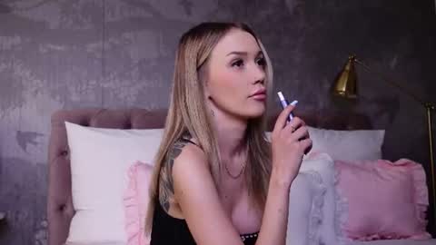 LucyAddison online show from 07-10-26, 07:56