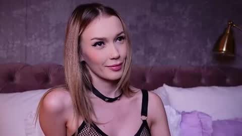 LucyAddison online show from 07-19-26, 03:32