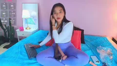 Snapshot of lucybelldh chatting on 07-30-26, 08:41 Lucia Bell online show from 07-30-26, 08:41