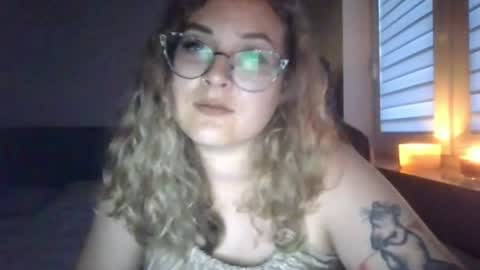 Snapshot of lucyflirt chatting on 07-07-26, 06:45 lucyflirt online show from 07-07-26, 06:45