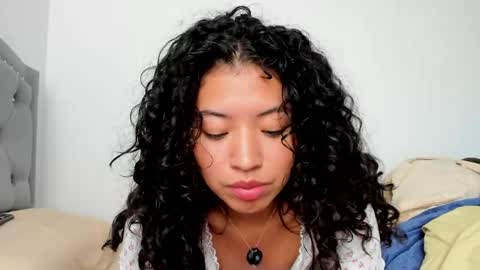 Lucy online show from 05-14-26, 03:52