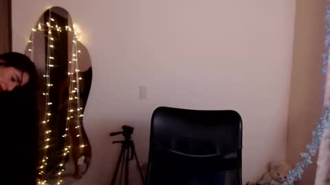 LUCY online show from 01-12-25, 06:49