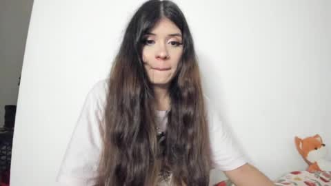 Snapshot of lucyportman chatting on 06-27-26, 06:40 lucyportman online show from 06-27-26, 06:40