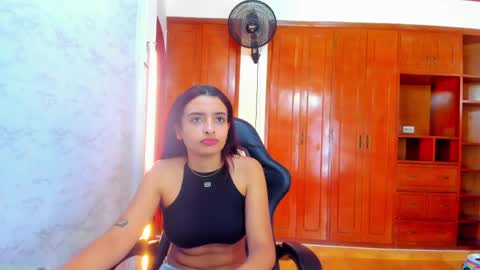 LUCY  online show from 05-19-26, 06:58