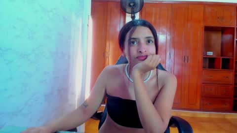 LUCY  online show from 05-30-26, 07:11