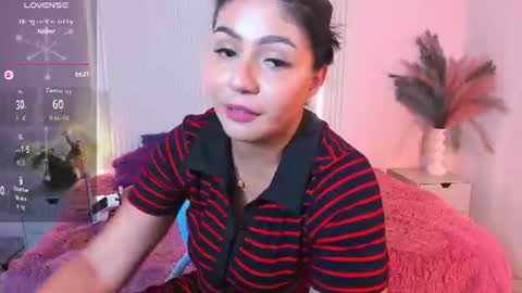 Lucy Wold online show from 07-11-26, 07:49