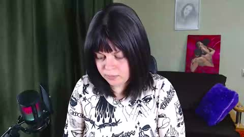 Call me Lucy online show from 09-26-25, 10:30