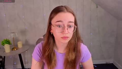 Lucy online show from 06-19-26, 09:13