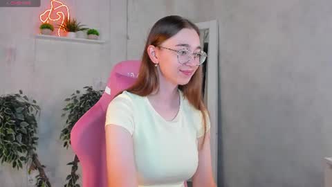Lucy online show from 06-23-26, 01:14