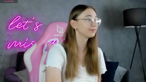 Lucy online show from 07-02-26, 12:54