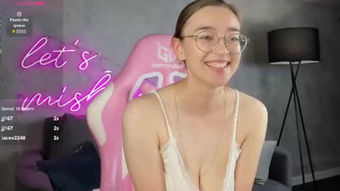 Lucy online show from 07-07-26, 07:23
