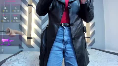 Lucy Liiu online show from 01-10-26, 01:13