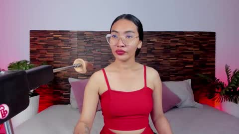 Lucy Liiu online show from 03-17-26, 08:23