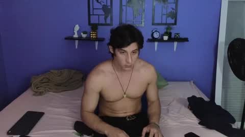 Snapshot of luigisb chatting on 12-30-24, 09:08 Luigi online show from 12-30-24, 09:08