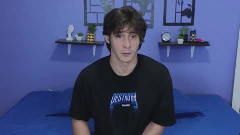 Snapshot of luigisb chatting on 01-07-25, 10:41 Luigi online show from 01-07-25, 10:41