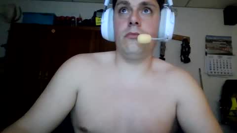 A slave to the mistress.. un esclavo para las amas dominantes. online show from 04-18-26, 01:20