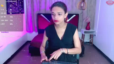 luisa_torres__ online show from 07-05-26, 04:19
