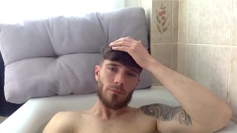 Snapshot of luisbadx chatting on 04-06-26, 10:38 Luis Badx online show from 04-06-26, 10:38