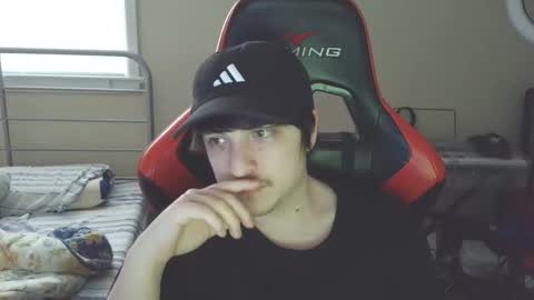 Luisdiaztube online show from 05-06-26, 07:08