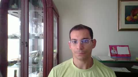 Snapshot of luiselamante chatting on 02-24-26, 05:11 Luis online show from 02-24-26, 05:11