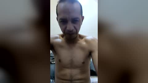 luiset_24 online show from 07-10-26, 01:54