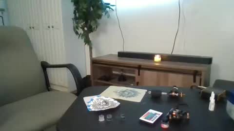 luisjg24hrs online show from 04-12-26, 09:25