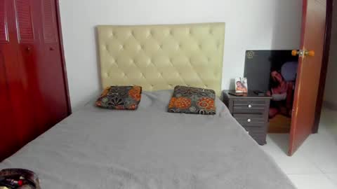 Snapshot of luissa_s1 chatting on 07-05-26, 10:33 Luissa online show from 07-05-26, 10:33