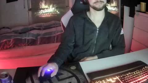 Snapshot of lukasschoetz chatting on 02-06-25, 05:30 lukasschoetz online show from 02-06-25, 05:30