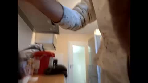 Snapshot of lukasschoetz chatting on 11-25-25, 07:41 lukasschoetz online show from 11-25-25, 07:41