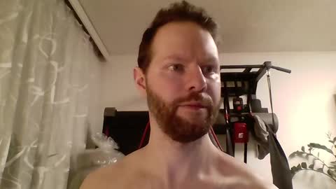 Snapshot of luke91_t chatting on 02-23-25, 01:02 luke91_t online show from 02-23-25, 01:02