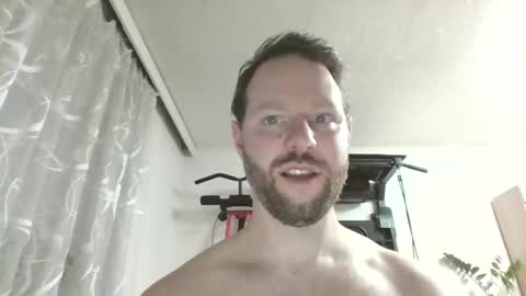 Snapshot of luke91_t chatting on 01-19-26, 04:00 luke91_t online show from 01-19-26, 04:00