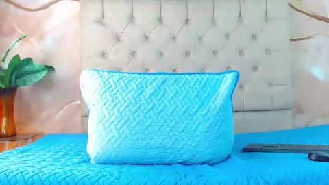Snapshot of luke_carter chatting on 06-16-26, 01:25 luke_carter online show from 06-16-26, 01:25