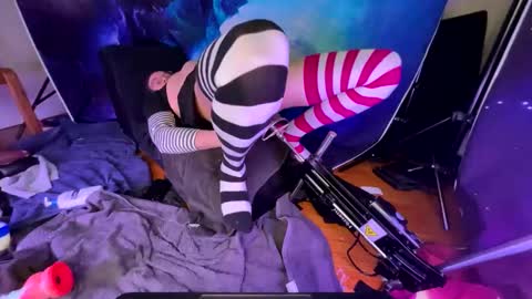 lukewilde online show from 04-28-26, 02:10