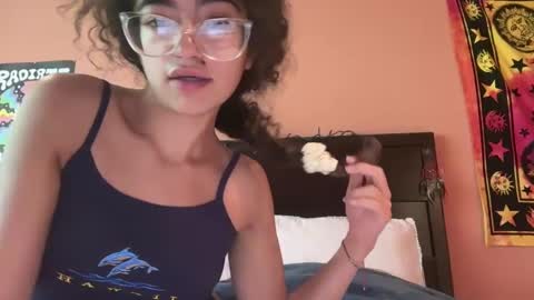 lulakula18 online show from 09-19-25, 03:45