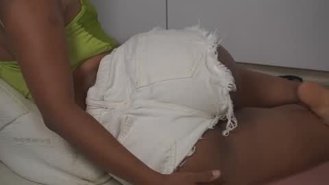 Snapshot of lulitauwu chatting on 04-11-26, 02:27 lulitauwu online show from 04-11-26, 02:27