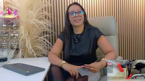 lulu online show from 04-12-26, 12:15